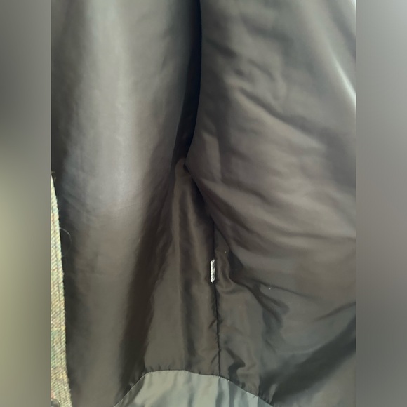 HOLLAND AND HOLLAND London Men’s Wool Tweed Hunting Coat - Picture 12 of 14